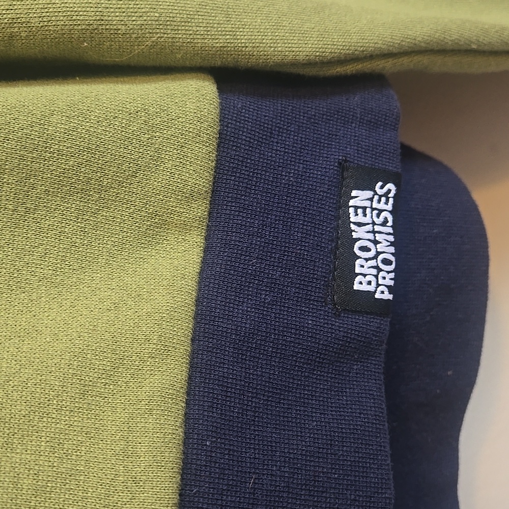 Zumiez Camo Cropped Hoodie - Picture 5 of 7
